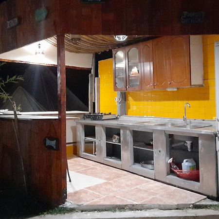 Garden Villa Lake Side & Glamping Ksamil Extérieur photo