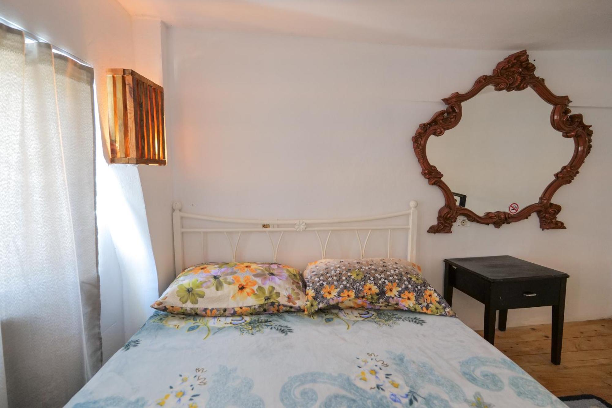 Garden Villa Lake Side & Glamping Ksamil Extérieur photo