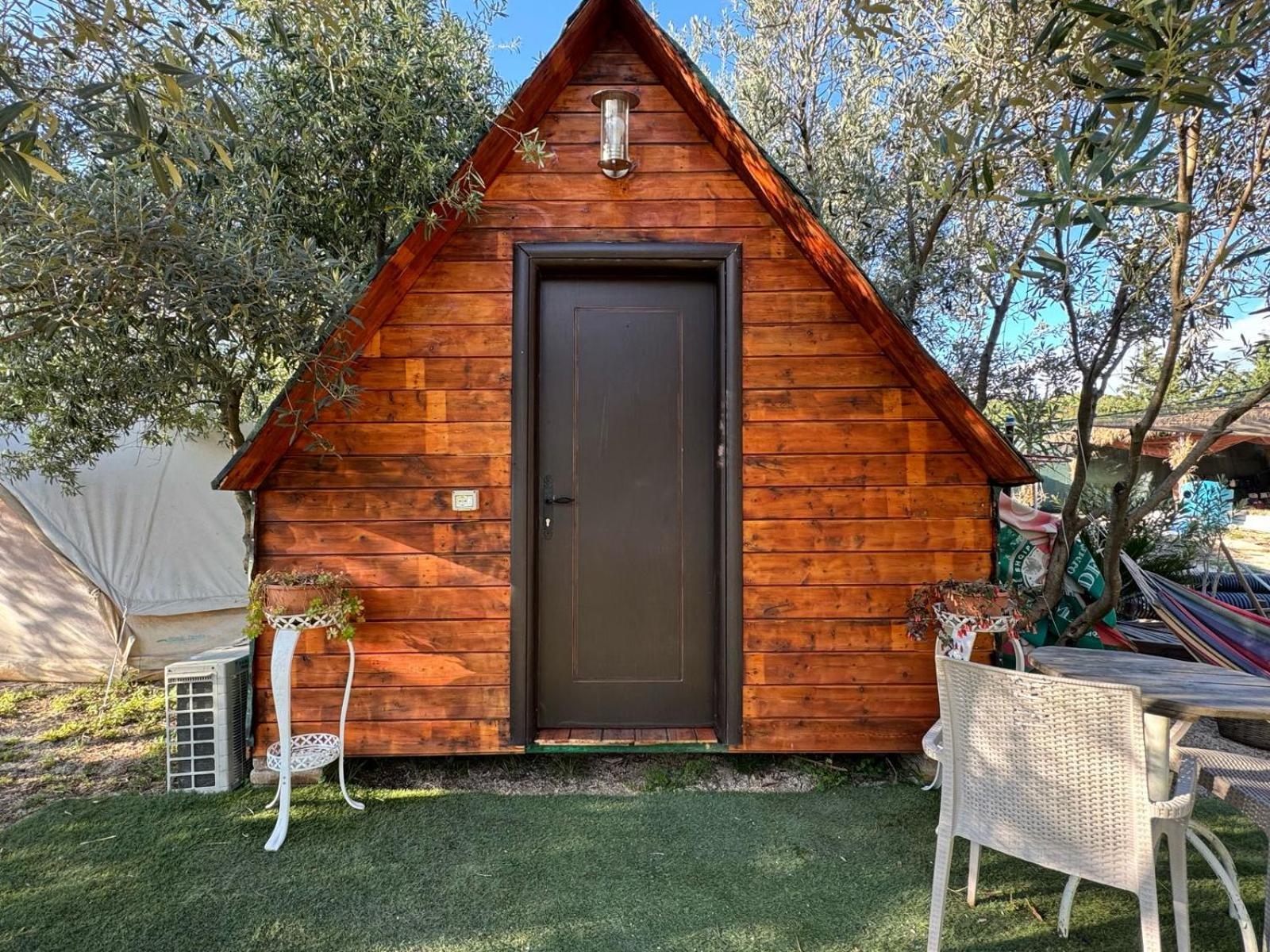 Garden Villa Lake Side & Glamping Ksamil Extérieur photo